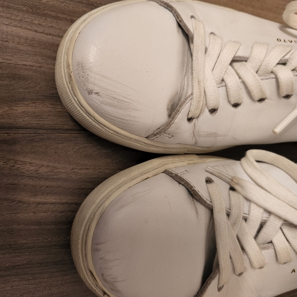 Axel arigato sneakers size 9 - Picture 3 of 8